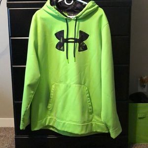 Under Armour sweatshirt